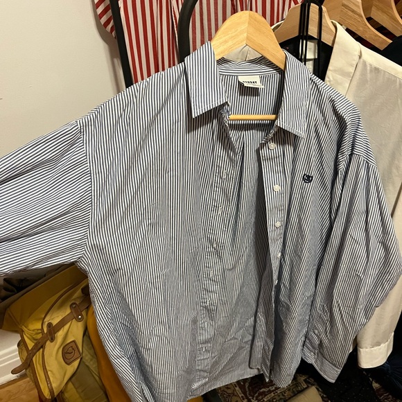 Aritzia oversized shirt - Picture 3 of 3